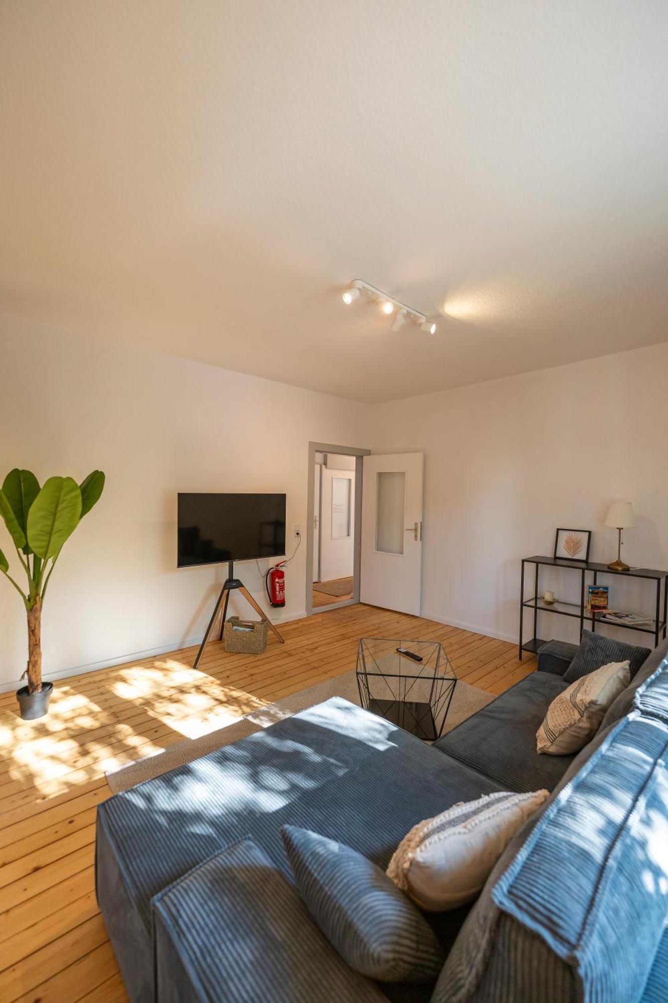 Rr - Central Apartment 80Qm - Balcony - Washer Magdeburg Exterior photo