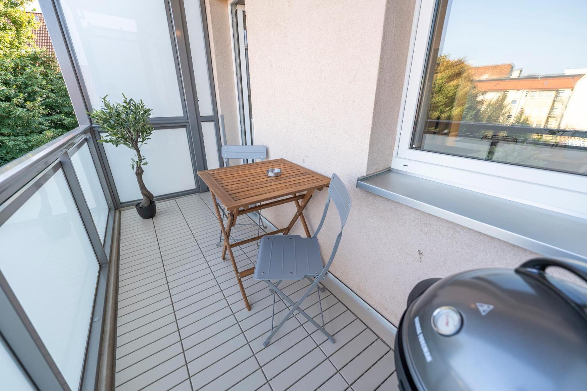 Rr - Central Apartment 80Qm - Balcony - Washer Magdeburg Exterior photo